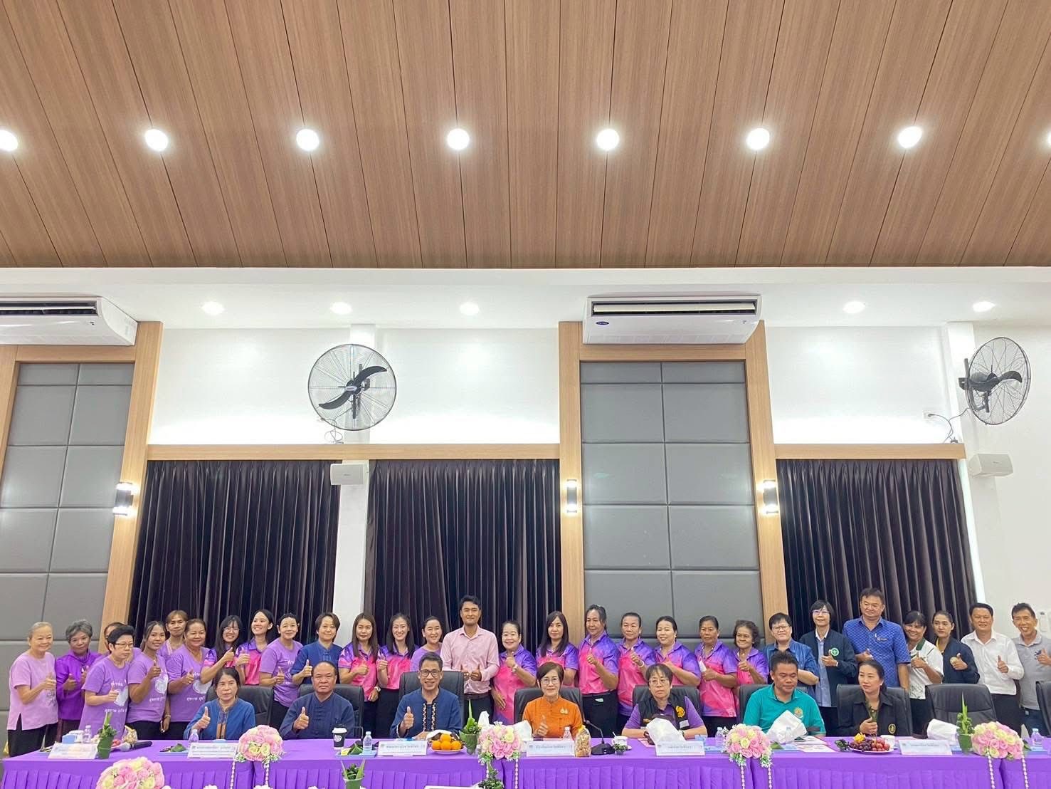 พช.พิจิตร โดยสำนักงานกองทุนพัฒนาบทบาทสตรีจังหวัดพิจิตร ดำเนินการประกวดคนกองทุนพัฒนาบทบาทสตรีฯ ตามโครงการเชิดชูเกียรติคนกองทุนพัฒนาบทบาทสตรี ประจำปี 2568 (รอบตัดสิน)